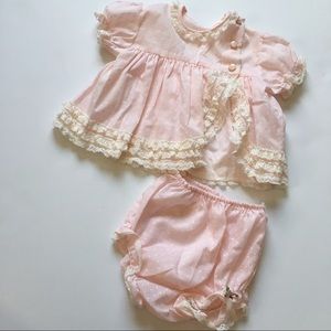 Vintage baby girl polkadot dress and bloomers💞